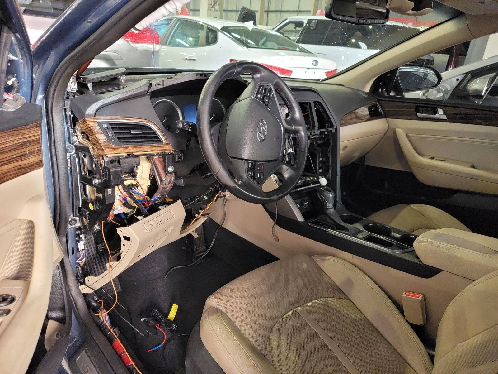 HYUNDAI SONATA 2016 - Marhaba Auction Used Cars - Image 9