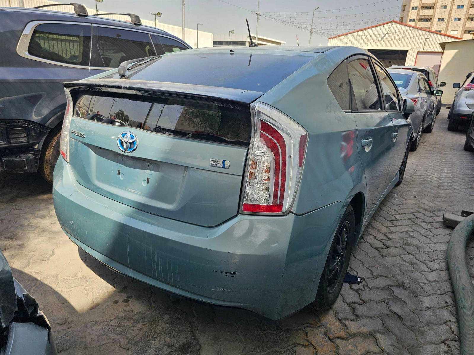 2015 TOYOTA PRIUS — 419337 Miles — Lot DU4F1978335 — Main - Marhaba Auctions Used Cars - Image 3