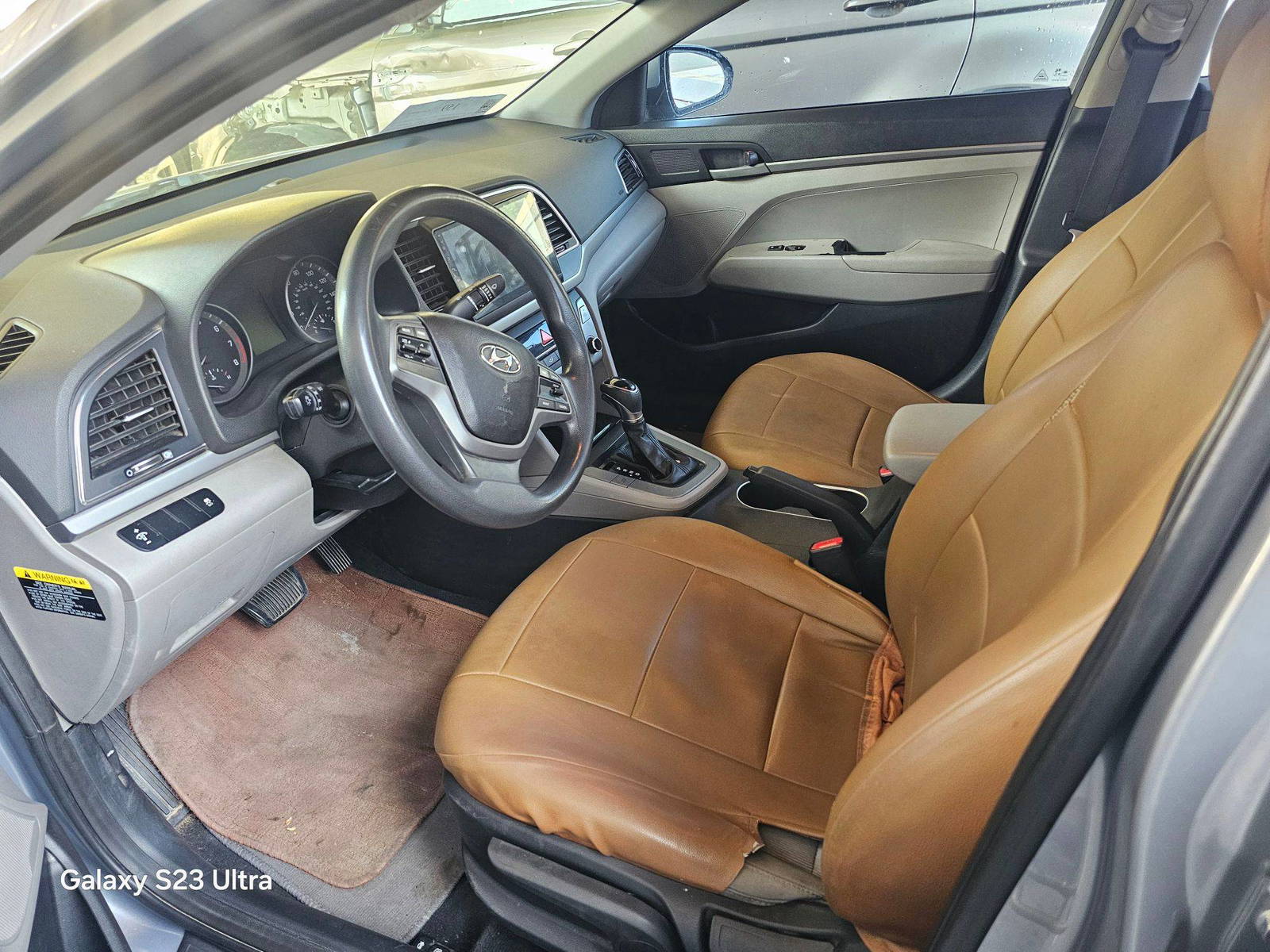 HYUNDAI ELANTRA 2017 - Marhaba Auction Used Cars - Image 8