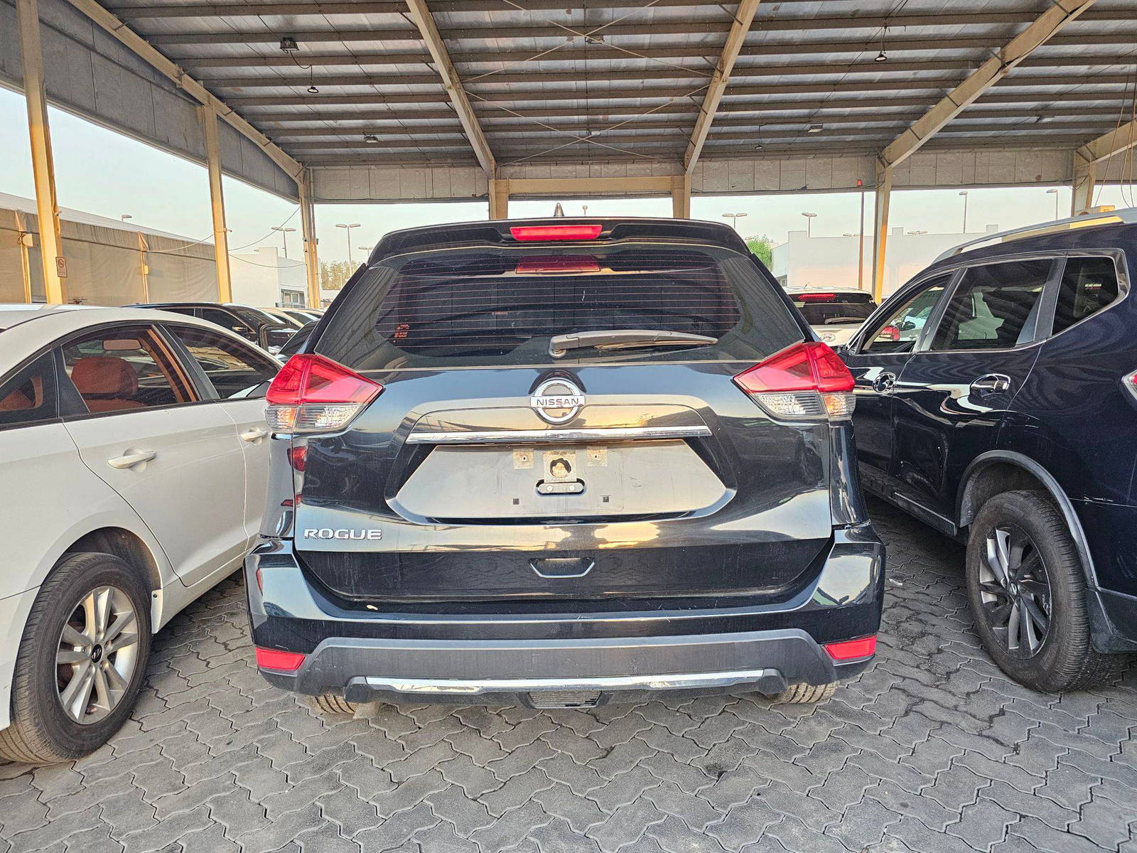 NISSAN ROGUE 2018 - Marhaba Auction Used Cars - Image 4