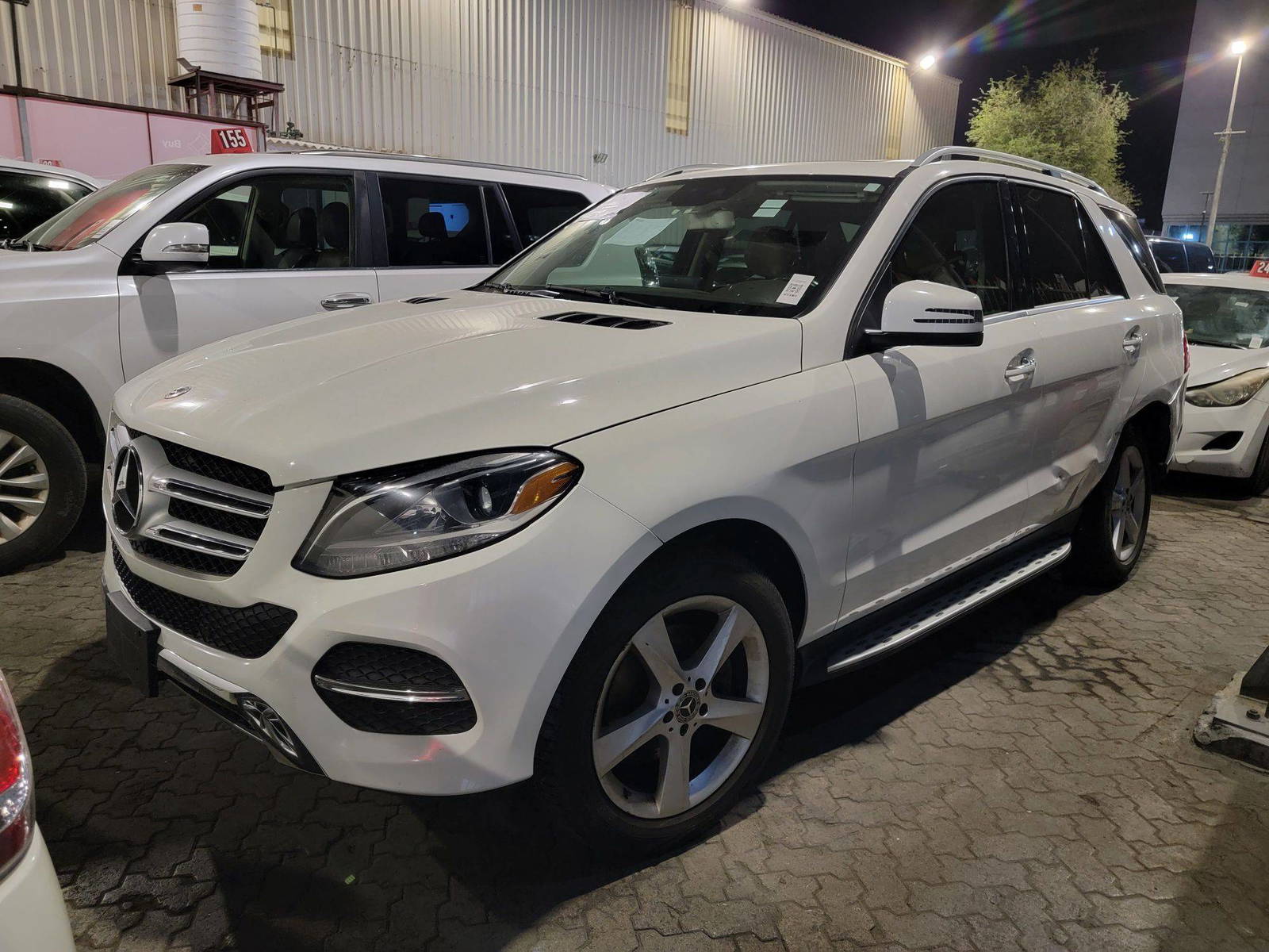 MERCEDES BENZ GLE 350 2017 - Marhaba Auction Used Cars - Image 4