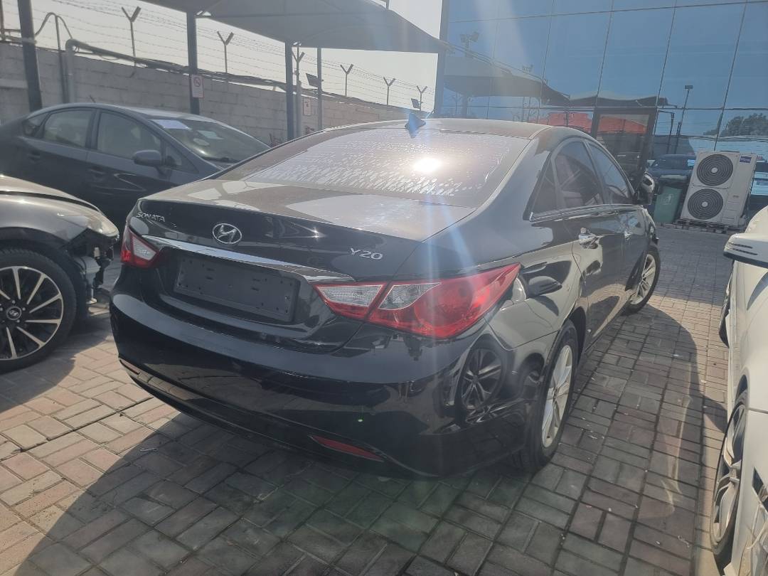 HYUNDAI SONATA 2012 - Marhaba Auction Used Cars - Image 5