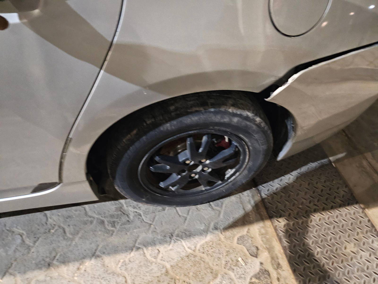 TOYOTA PRIUS 2012 - Marhaba Auction Used Cars - Image 6