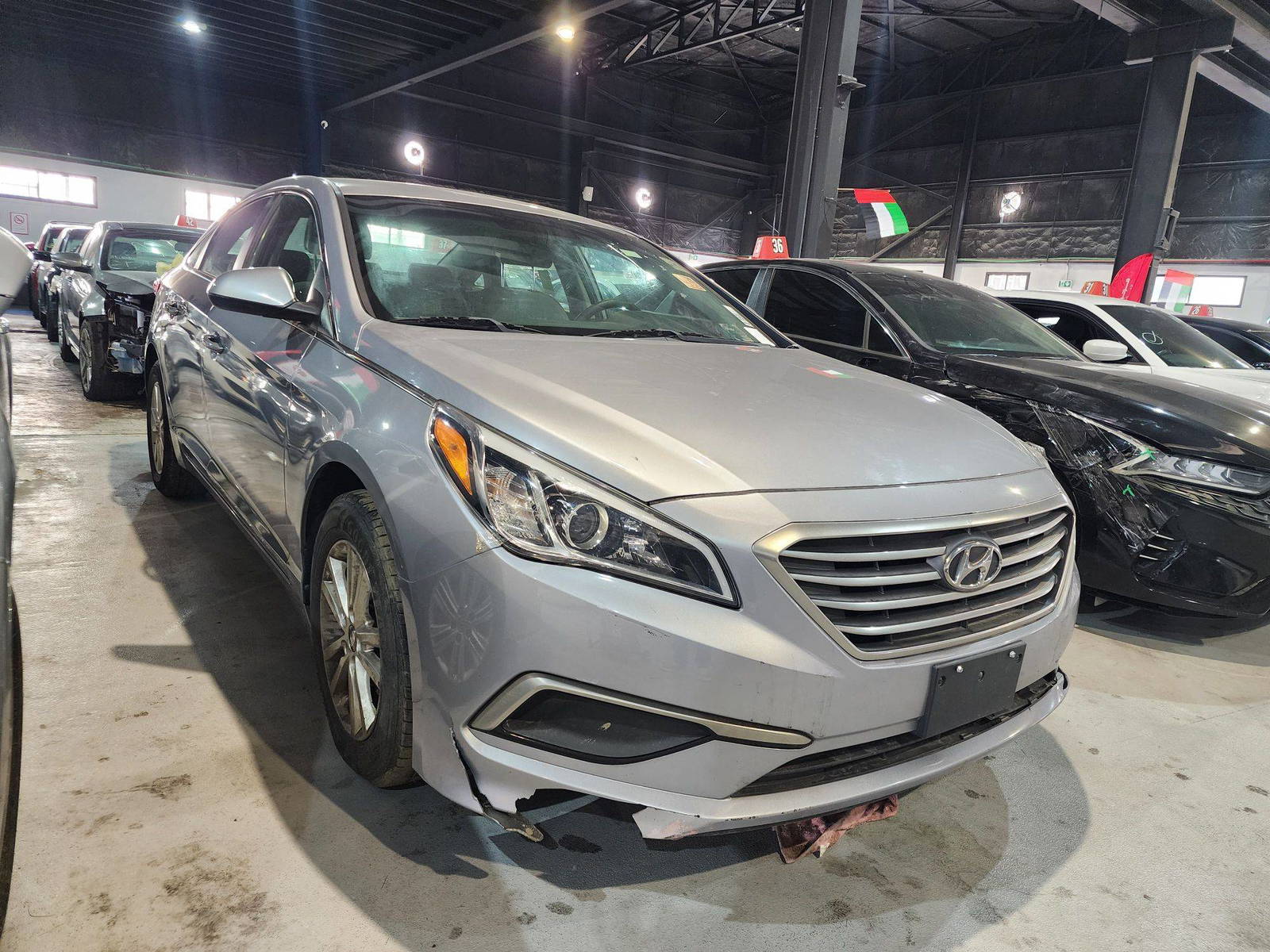 2017 HYUNDAI SONATA — 136208 Miles — Lot 35358 — Al Quoz - Marhaba Auctions Used Cars - Image 5