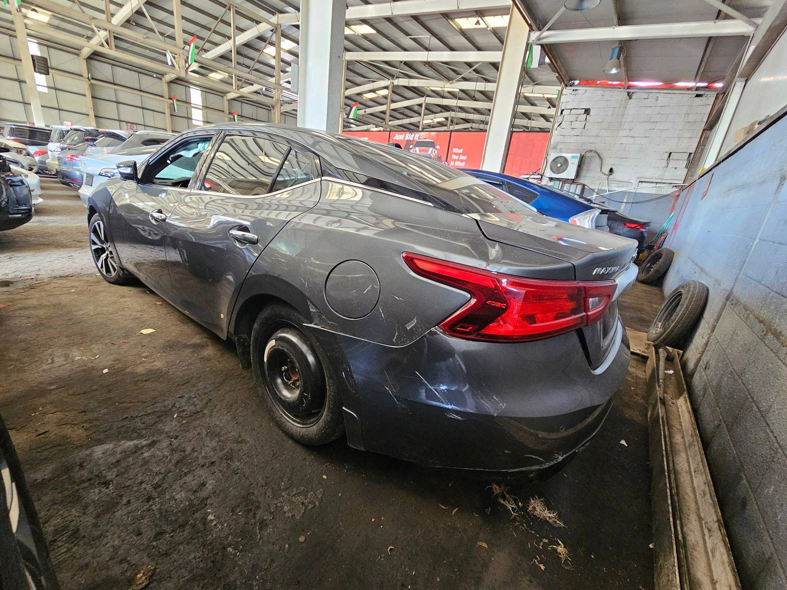 2017 NISSAN MAXIMA — 116868 Miles — Lot P1HC409821 — Main - Marhaba Auctions Used Cars - Image 6