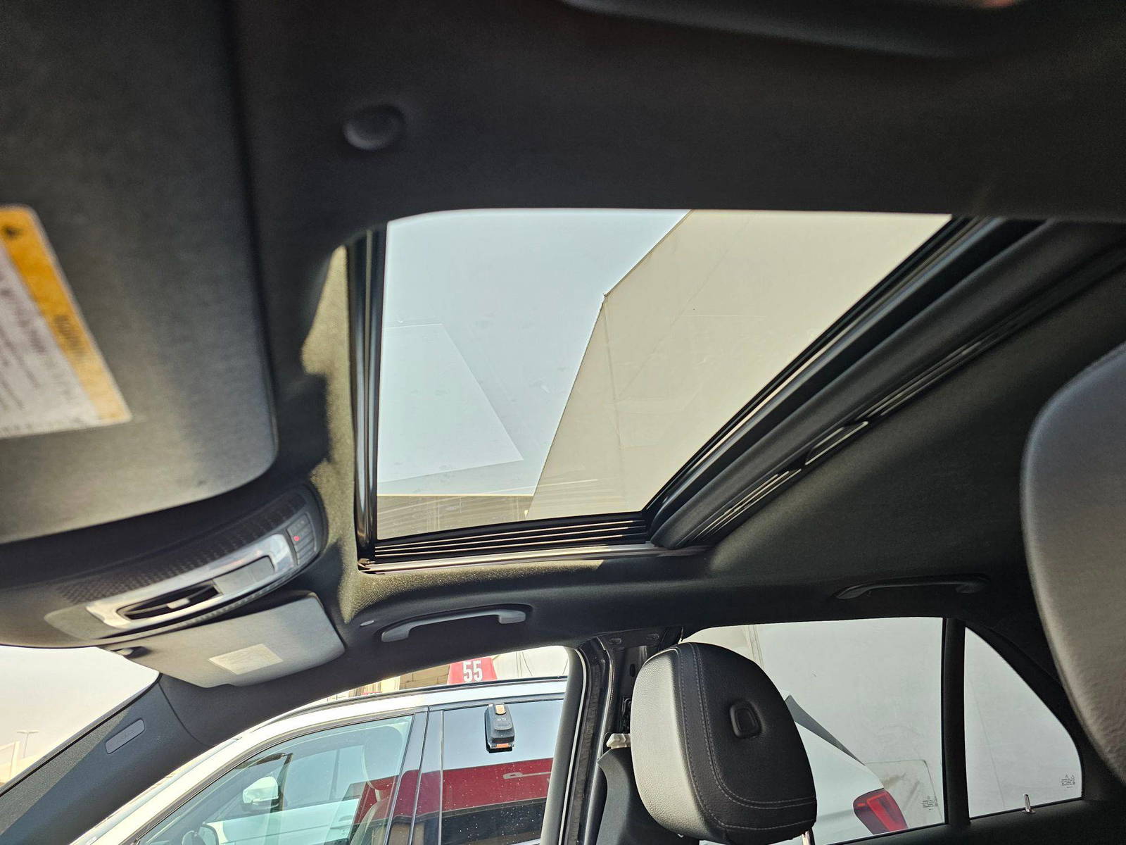2022 MERCEDES BENZ GLE 450 4MATIC — 14553 Miles — Lot E4NA772749 — Souq - Marhaba Auctions Used Cars - Image 9