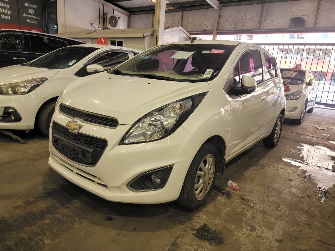 2015 CHEVROLET SPARK — 140928 KM — Lot 802823 — Main - Marhaba Auctions Used Cars - Image 5