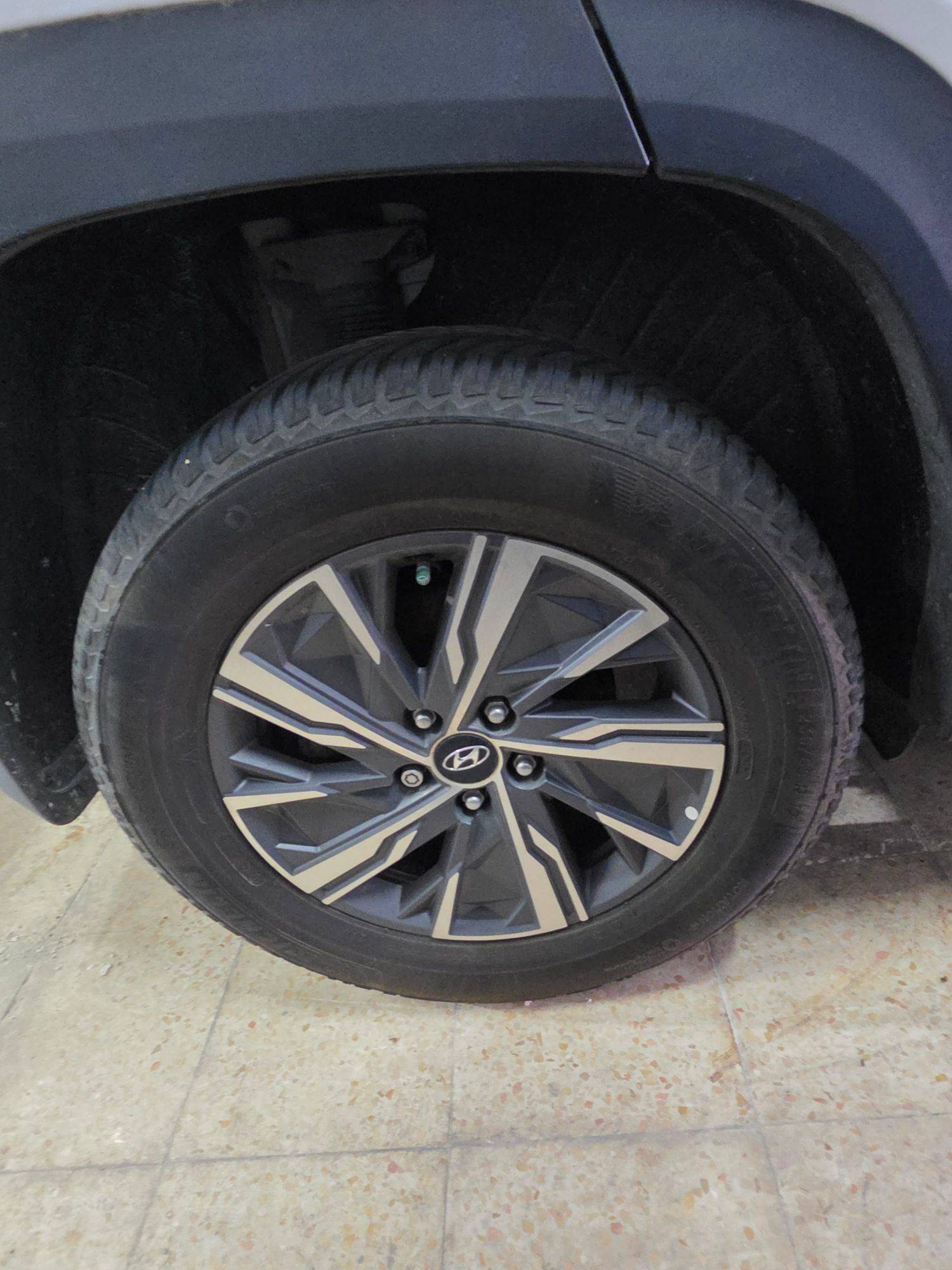 HYUNDAI TUCSON 2023 - Marhaba Auction Used Cars - Image 7