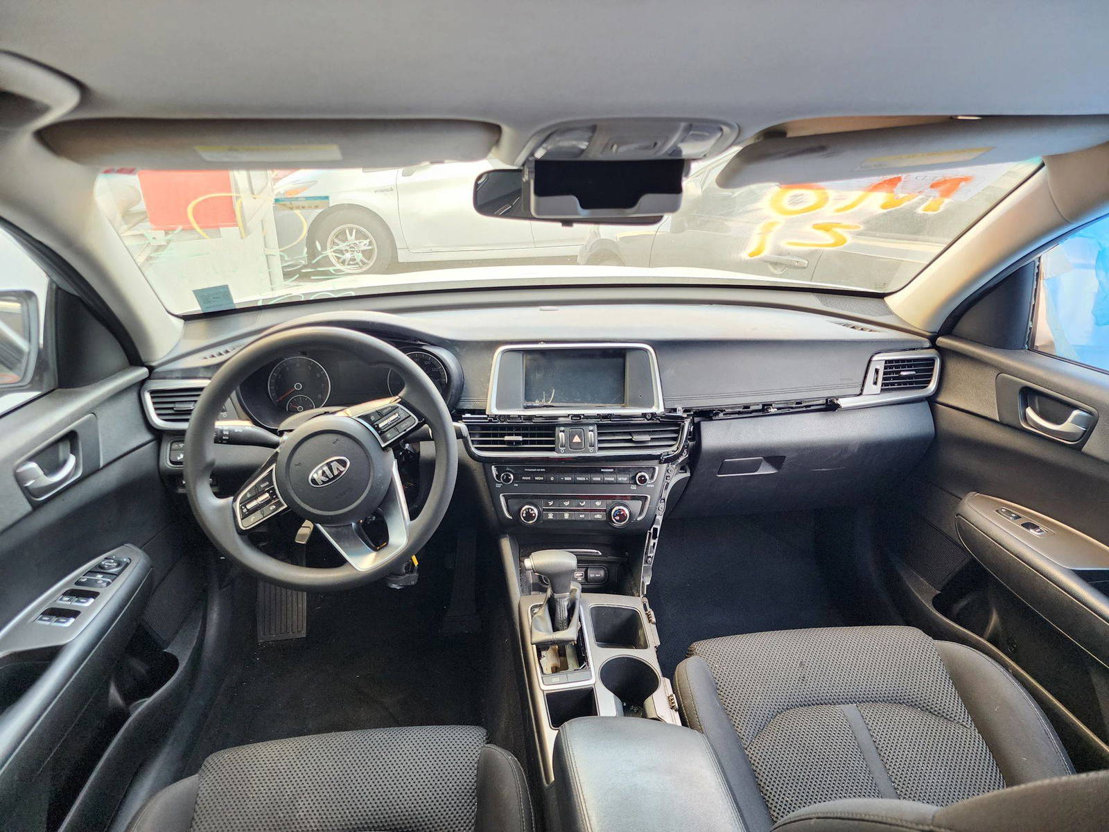 2019 KIA OPTIMA — 78208 Miles — Lot 341432 — Souq - Marhaba Auctions Used Cars - Image 9