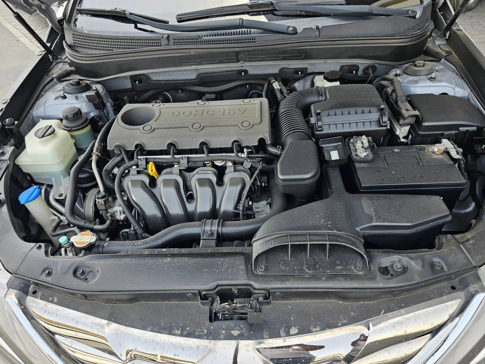2010 HYUNDAI SONATA — 190609 KM — Lot C41BBAA124785 — Souq - Marhaba Auctions Used Cars - Image 11