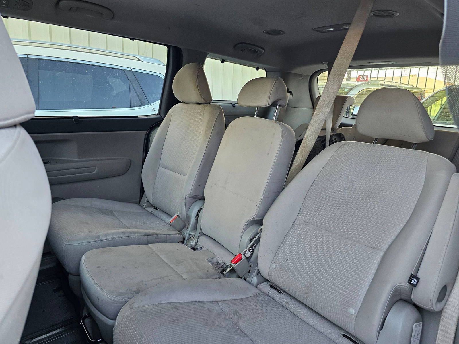 KIA SEDONA 2016 - Marhaba Auction Used Cars - Image 7