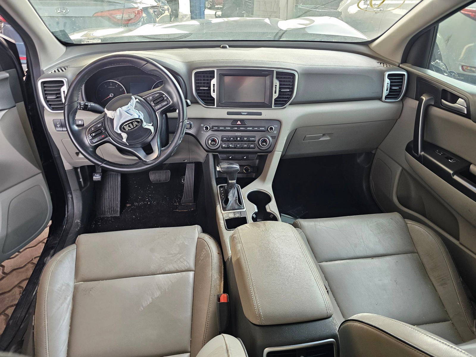 2017 KIA SPORTAGE — 133906 Miles — Lot 54326115 — Main - Marhaba Auctions Used Cars - Image 6