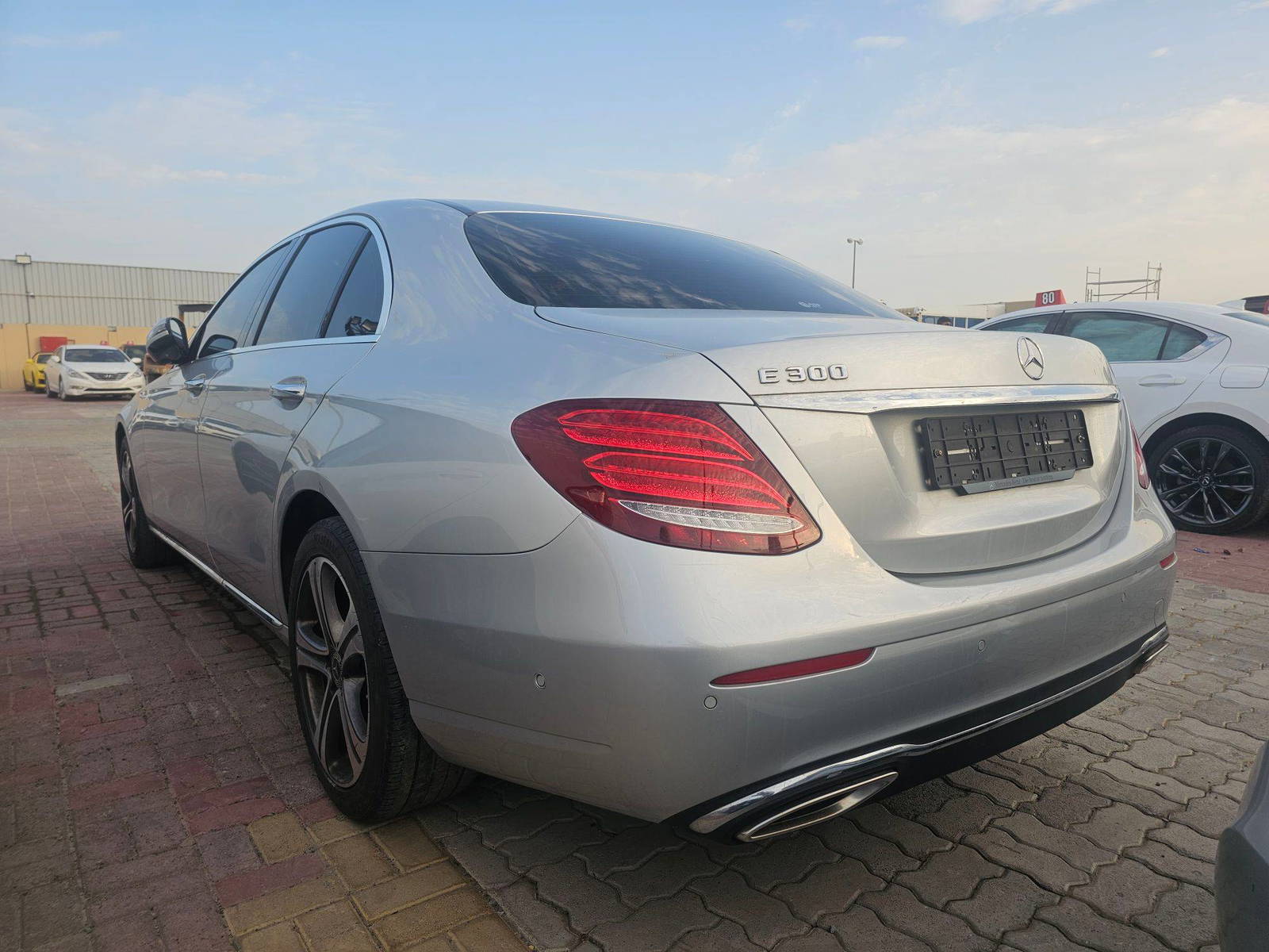 MERCEDES BENZ E-300 2019 - Marhaba Auction Used Cars - Image 5
