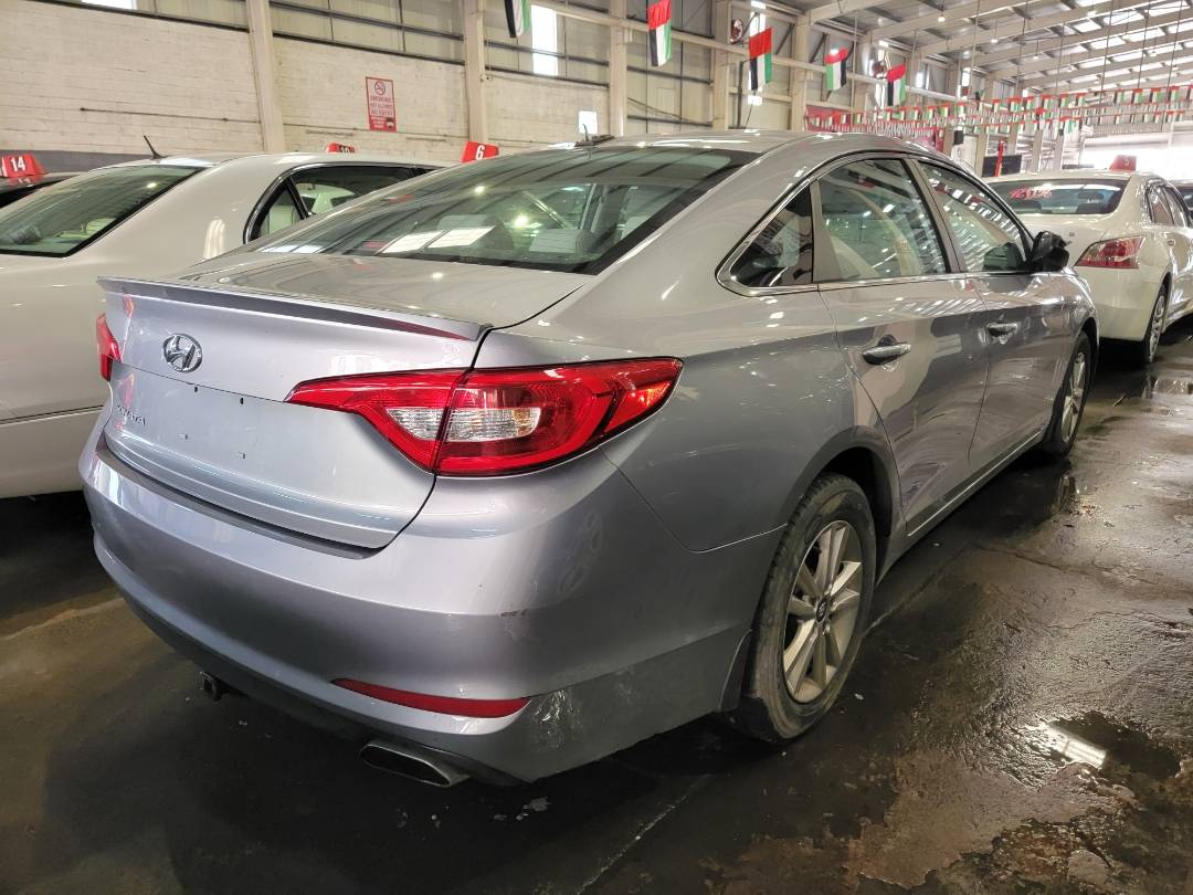 2017 HYUNDAI SONATA — 53026 Miles — Lot 40421647 — Main - Marhaba Auctions Used Cars - Image 4
