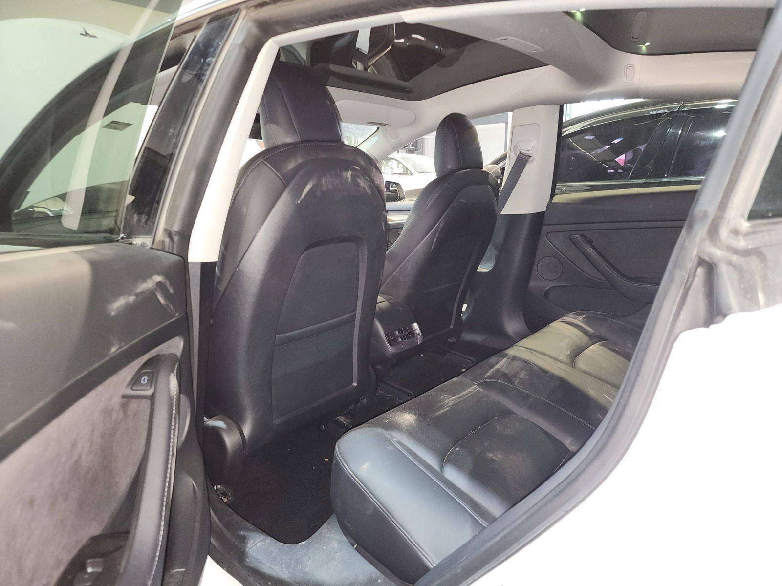 TESLA MODEL 3 2021 - Marhaba Auction Used Cars - Image 14