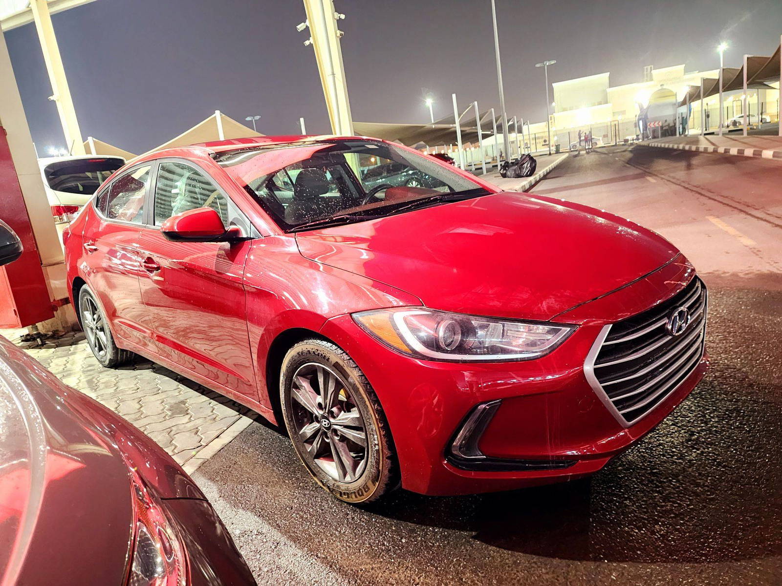 2018 HYUNDAI ELANTRA — 111628 Miles — Lot 240372 — Souq - Marhaba Auctions Used Cars - Image 4