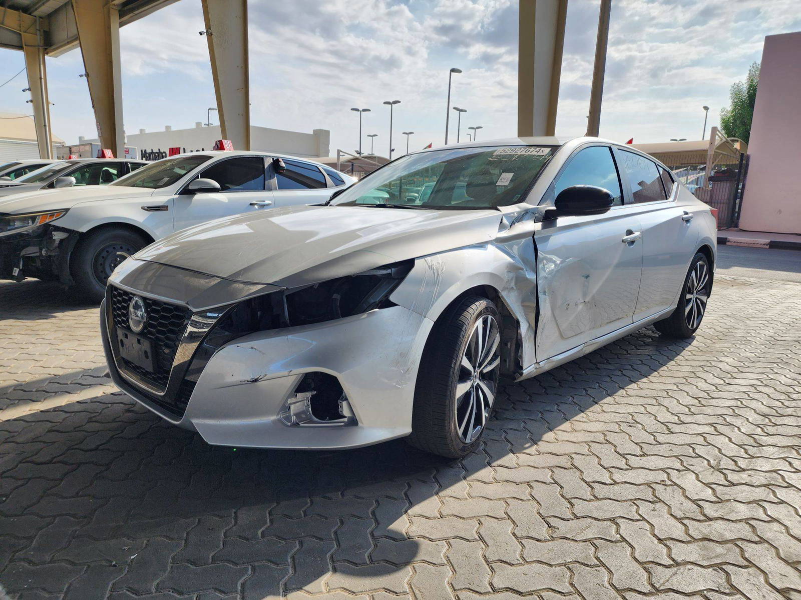 2020 NISSAN ALTIMA — 169132 Miles — Lot C139029 — Souq - Marhaba Auctions Used Cars - Image 5