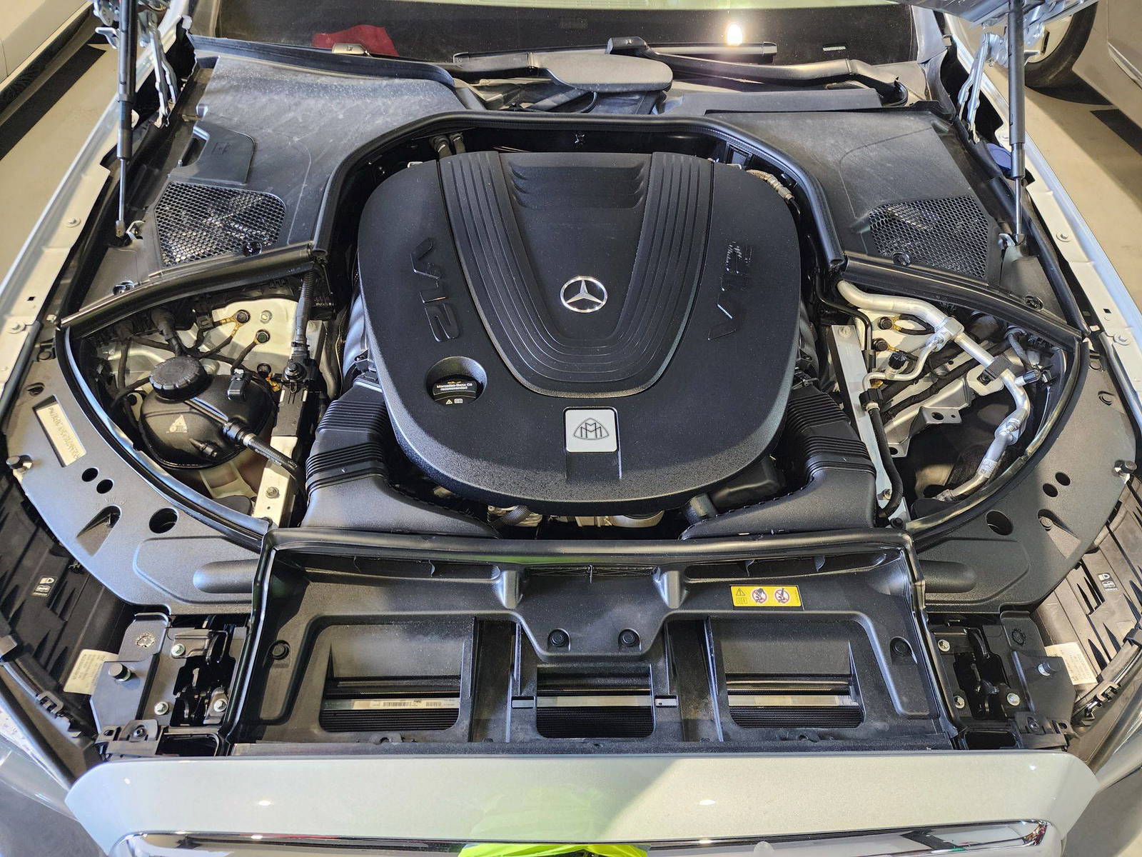 2023 MERCEDES BENZ S-CLASS — 3694 KM — Lot 188358 — Main - Marhaba Auctions Used Cars - Image 12