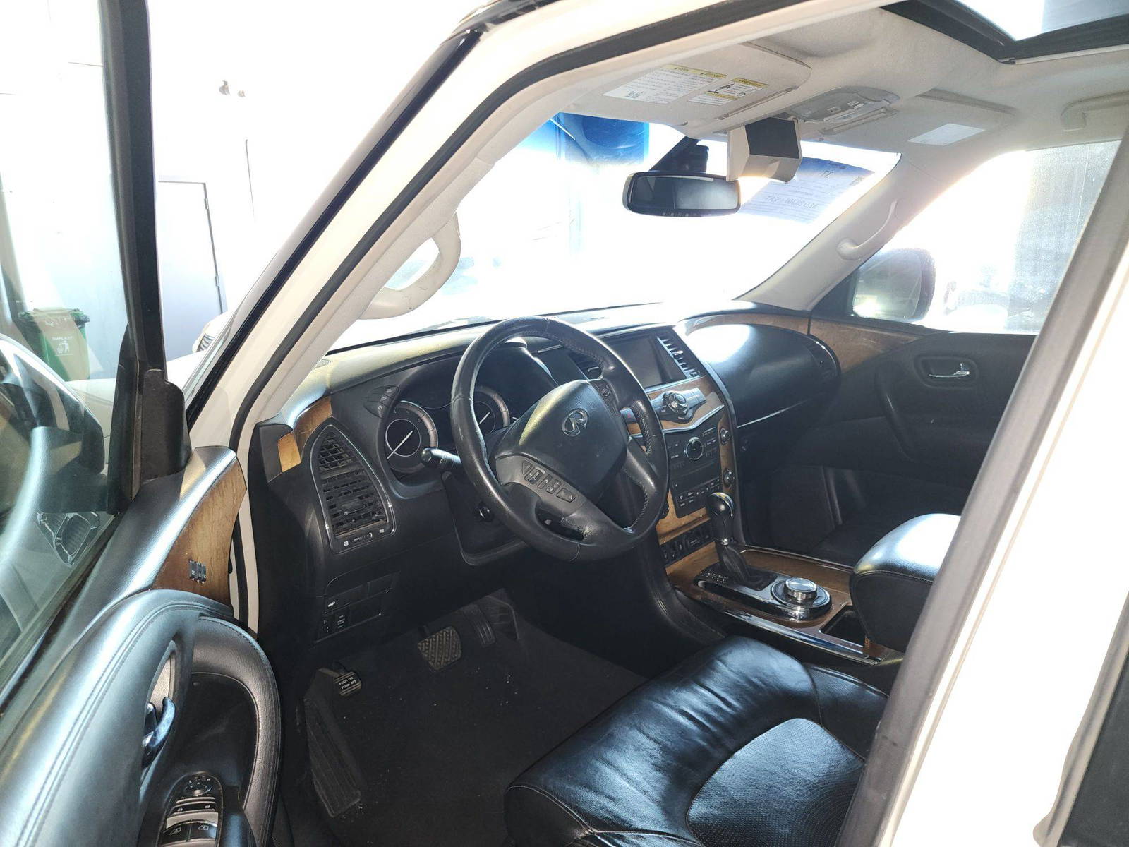 2014 INFINITI QX80 — 178399 Miles — Lot 9065947 — Souq - Marhaba Auctions Used Cars - Image 11