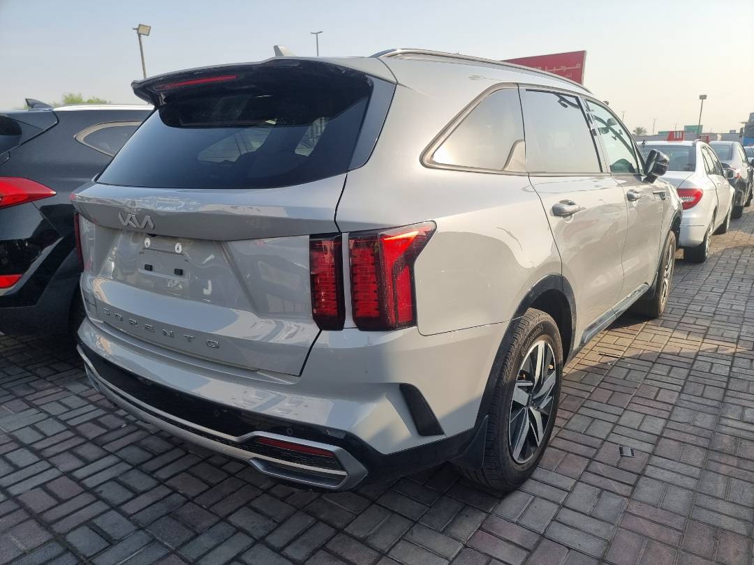 2022 KIA SORENTO — 91177 Miles — Lot 125091 — Ind. 12 - Marhaba Auctions Used Cars - Image 3