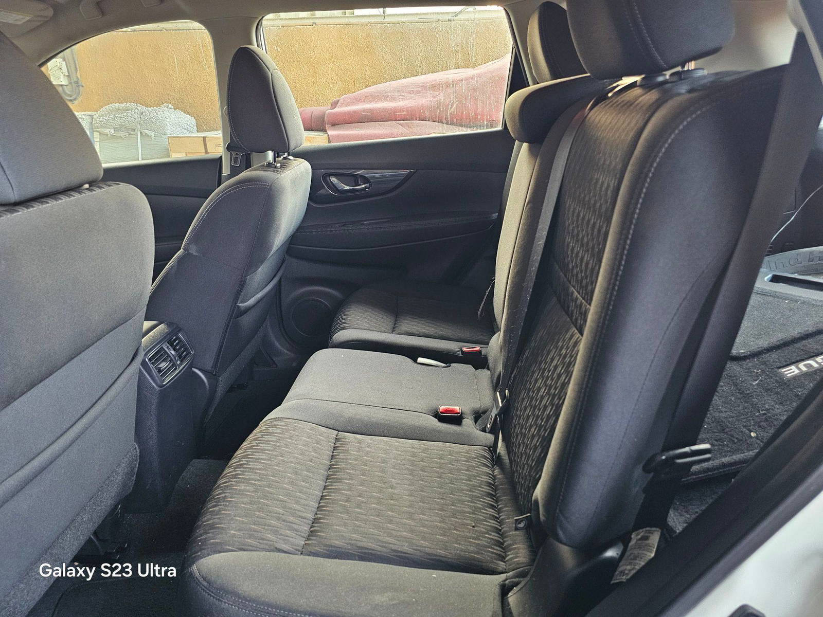 NISSAN ROGUE 2017 - Marhaba Auction Used Cars - Image 10