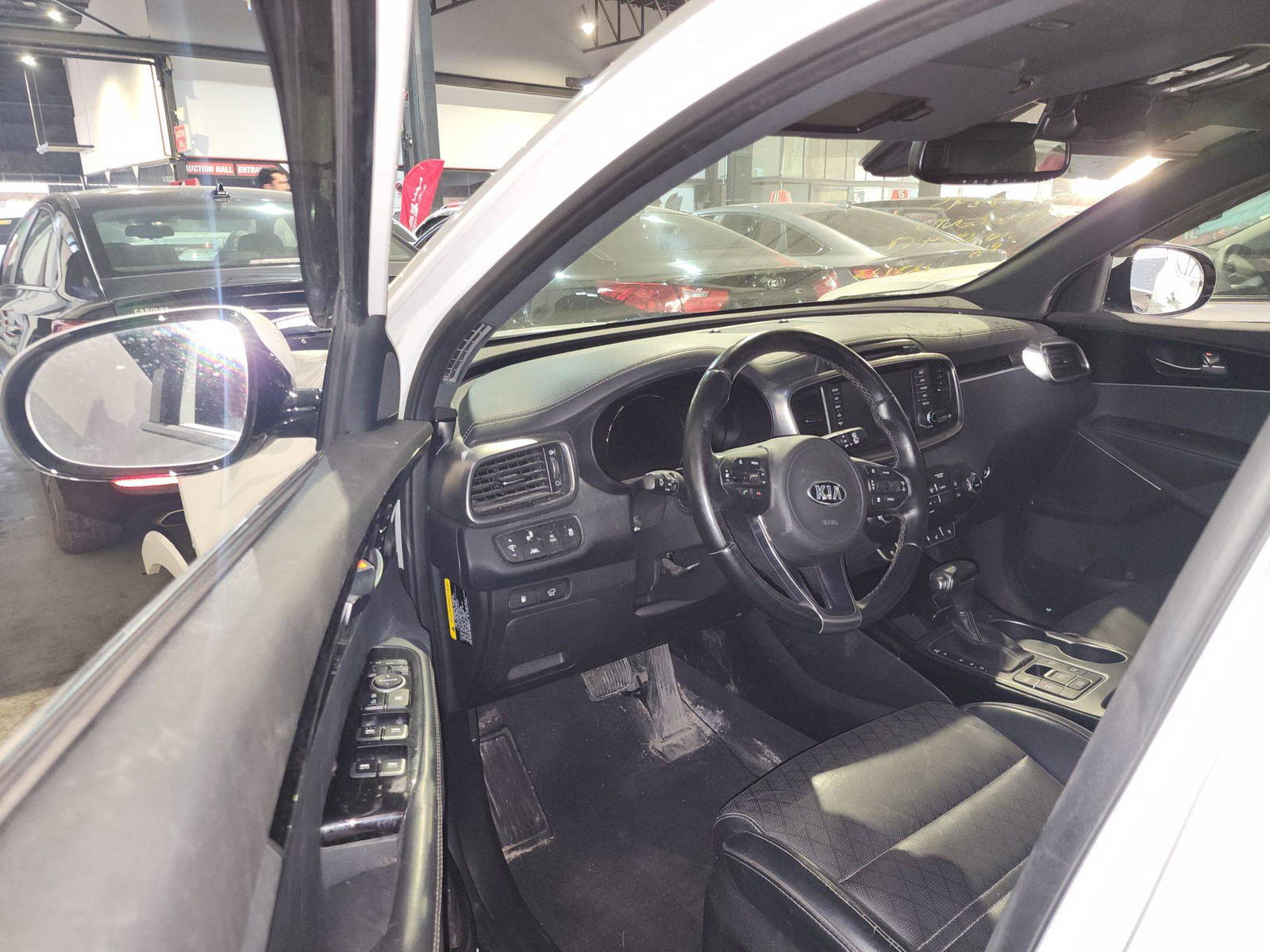 KIA SORENTO 2018 - Marhaba Auction Used Cars - Image 9