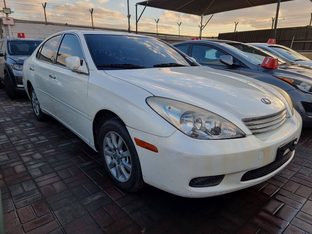 2002 LEXUS ES 330 — 216653 Miles — Lot 214587 — Main - Marhaba Auctions Used Cars - Image 3