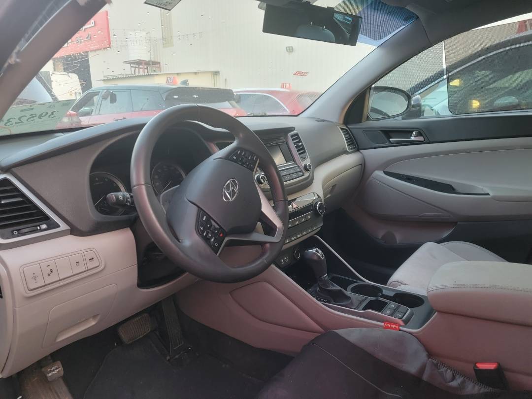 2017 HYUNDAI TUCSON — 33874 Miles — Lot 348816 — Main - Marhaba Auctions Used Cars - Image 6