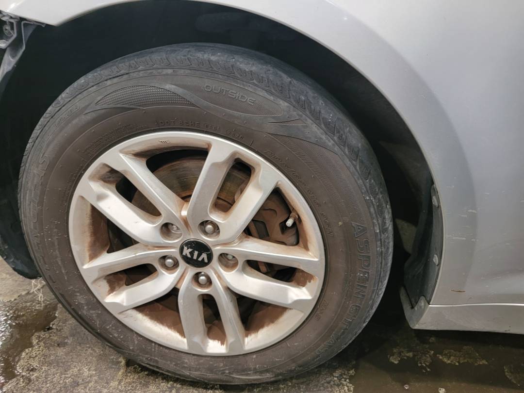 2011 KIA OPTIMA — 165701 Miles — Lot 8B5165352 — Main - Marhaba Auctions Used Cars - Image 9