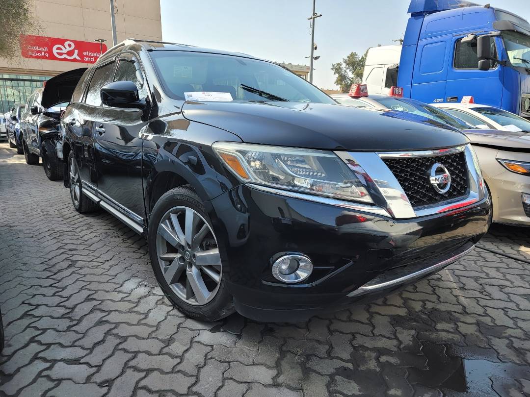 2014 NISSAN PATHFINDER — 151367 Miles — Lot 236068 — Souq - Marhaba Auctions Used Cars - Image 4