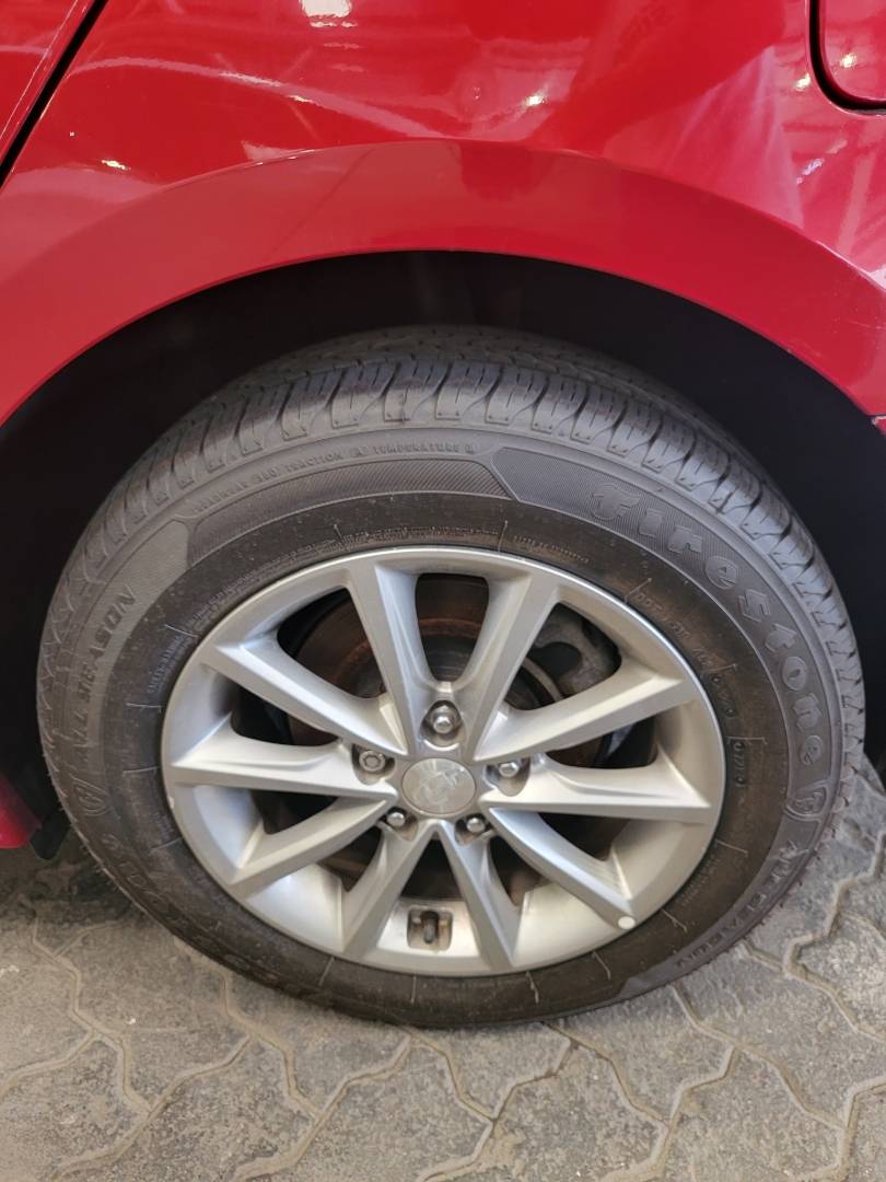 2018 HYUNDAI SONATA — 114370 Miles — Lot JH669209 — Main - Marhaba Auctions Used Cars - Image 9