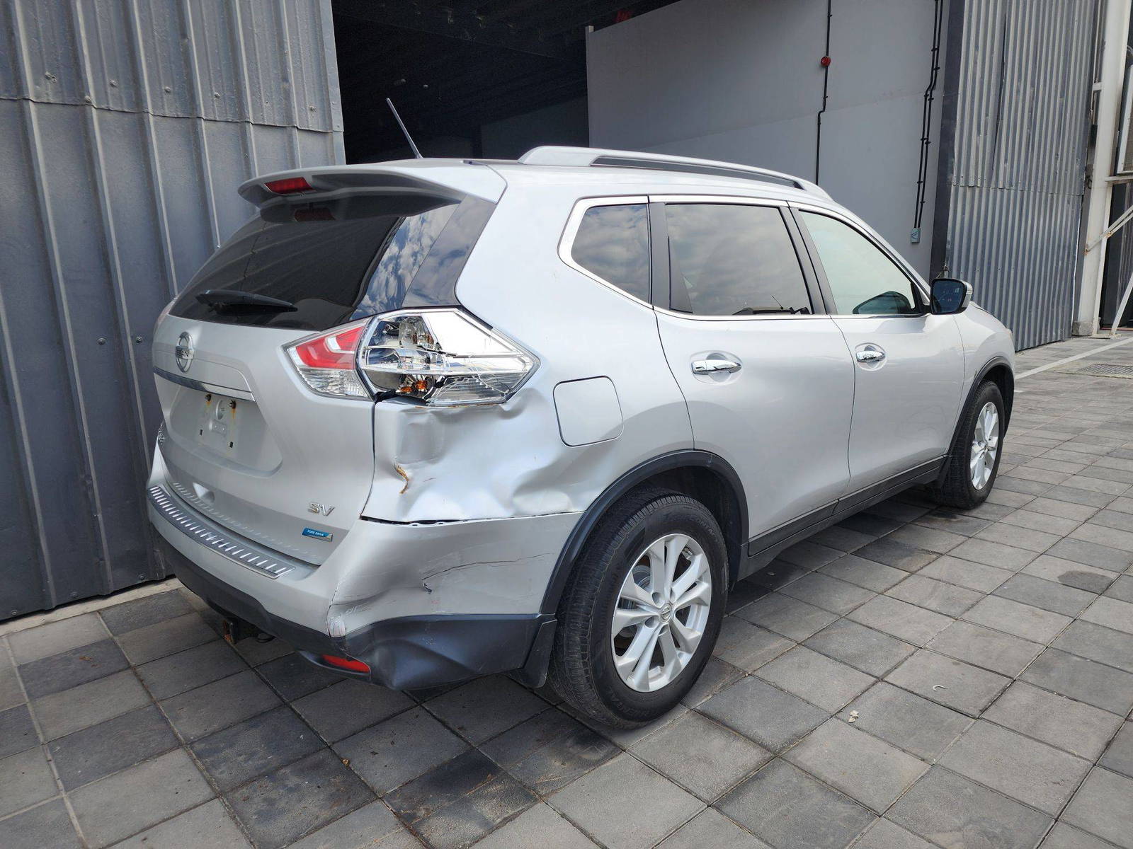 2014 NISSAN ROGUE — 161375 KM — Lot 776427 — Al Quoz - Marhaba Auctions Used Cars - Image 5