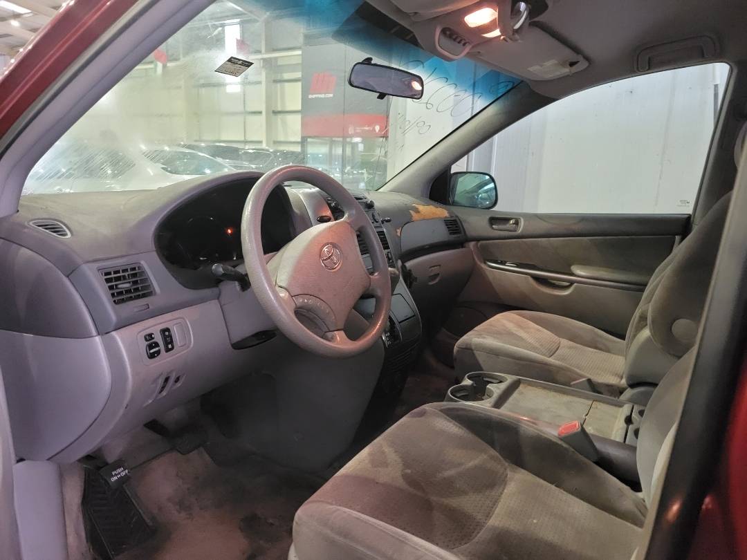 2007 TOYOTA SIENNA — 206665 Miles — Lot 65066304 — Main - Marhaba Auctions Used Cars - Image 6