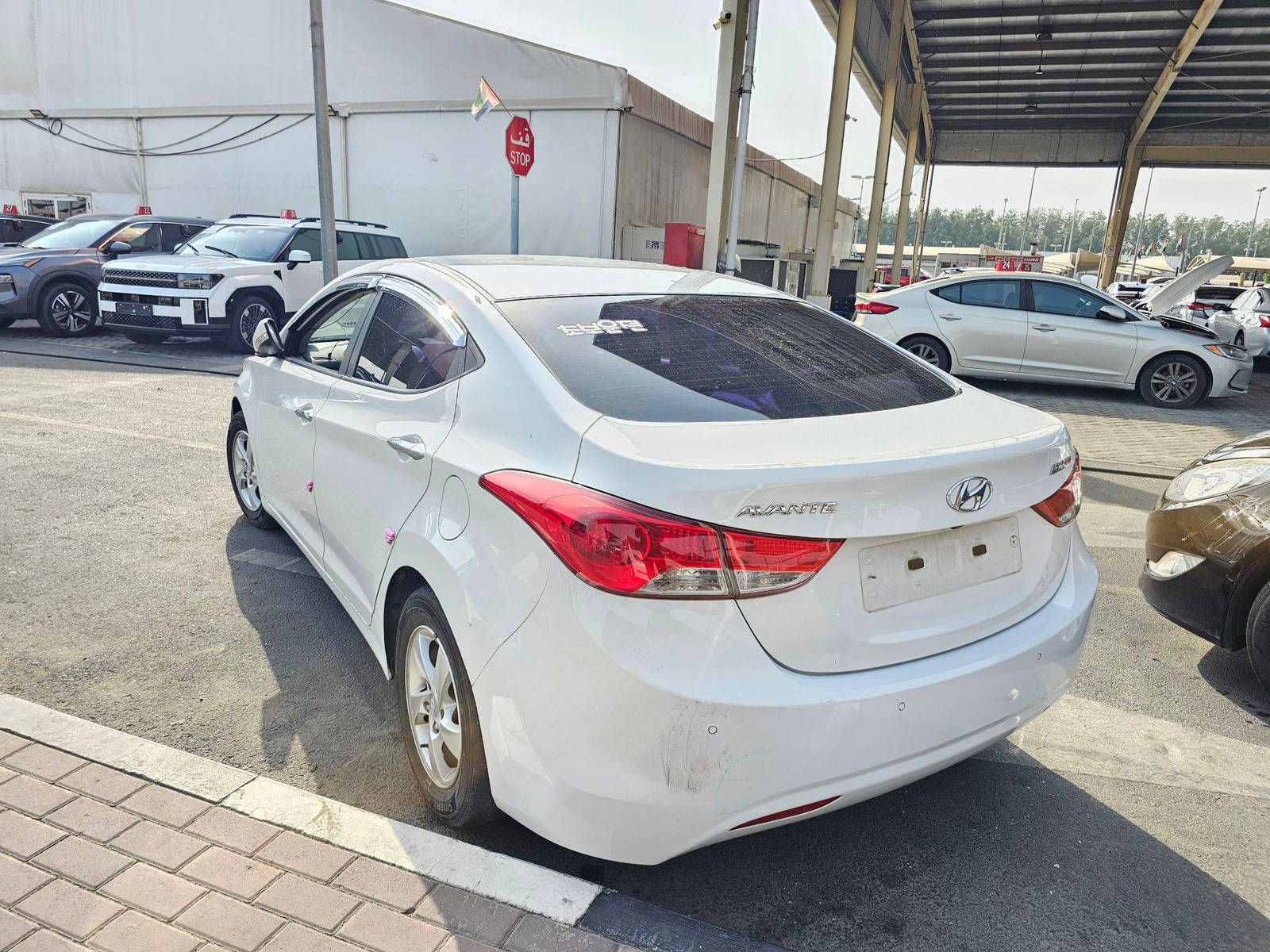 2012 HYUNDAI AVANTE — 138889 KM — Lot 234958 — Souq - Marhaba Auctions Used Cars - Image 4