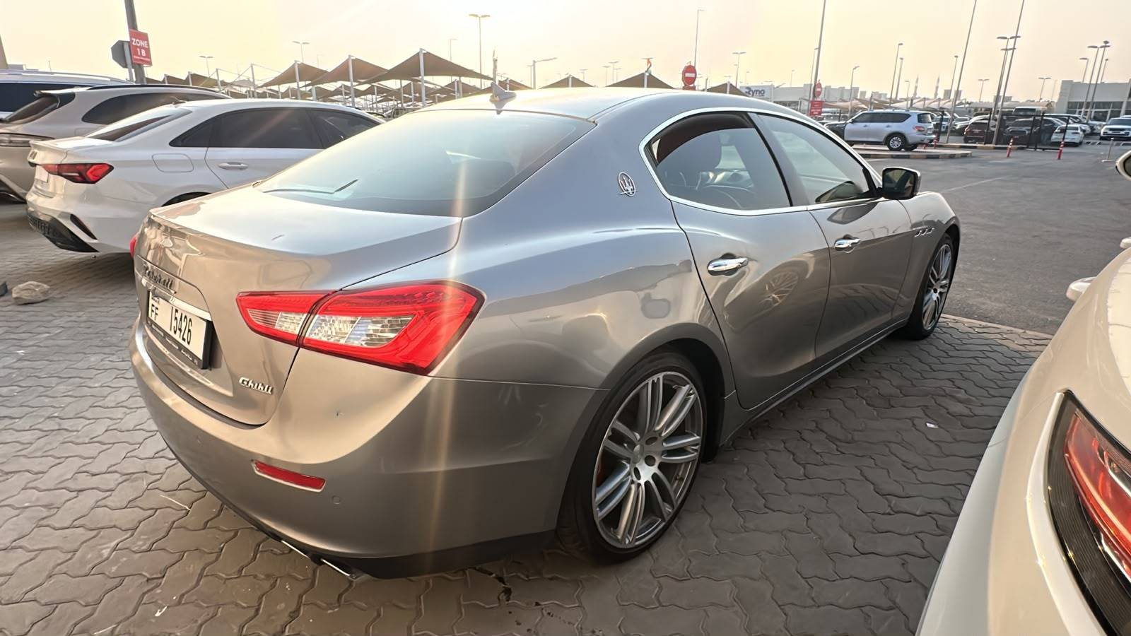 2015 MASERATI GHIBLI — 188565 KM — Lot 4F1139701 — Souq - Marhaba Auctions Used Cars - Image 4