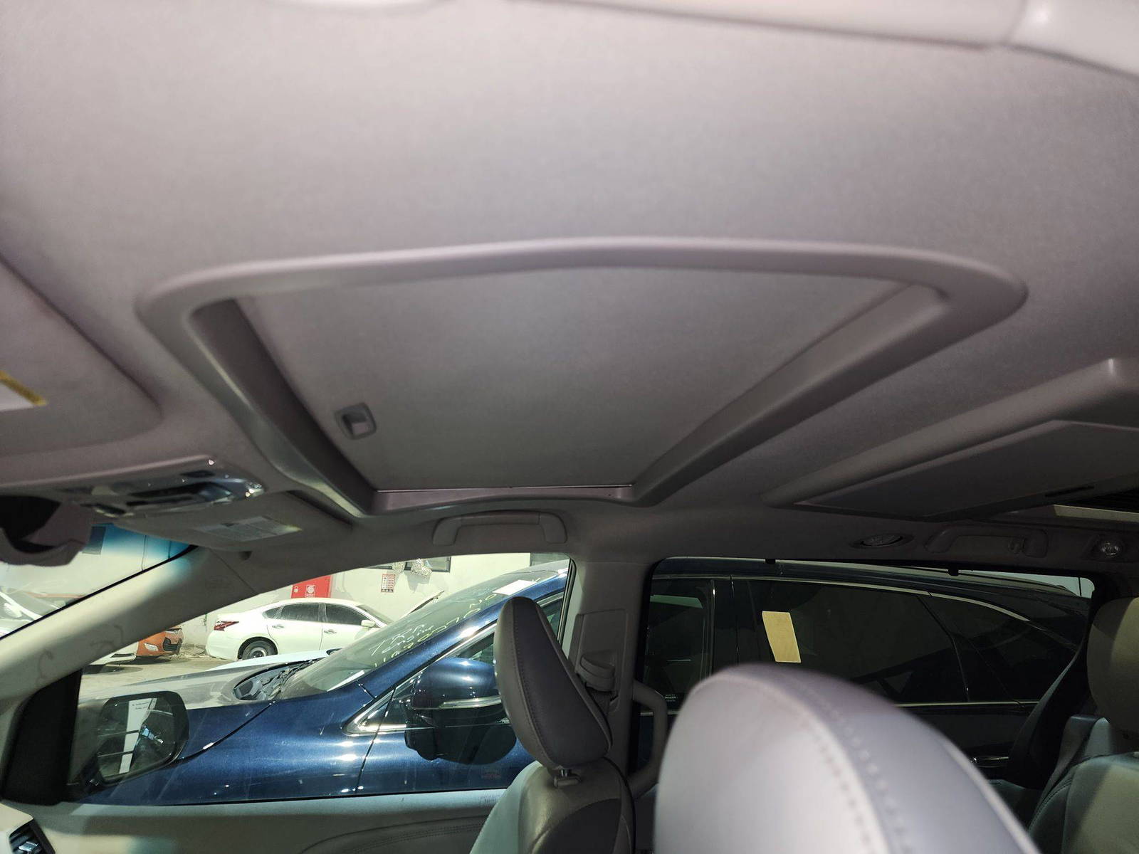 TOYOTA SIENNA 2011 - Marhaba Auction Used Cars - Image 13