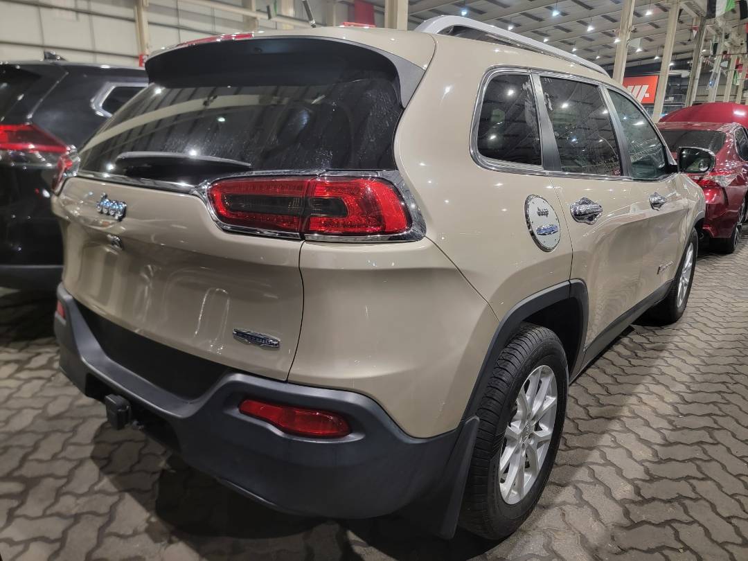 2015 JEEP CHEROKEE — 109387 Miles — Lot W671316 - Marhaba Auctions Used Cars - Image 10