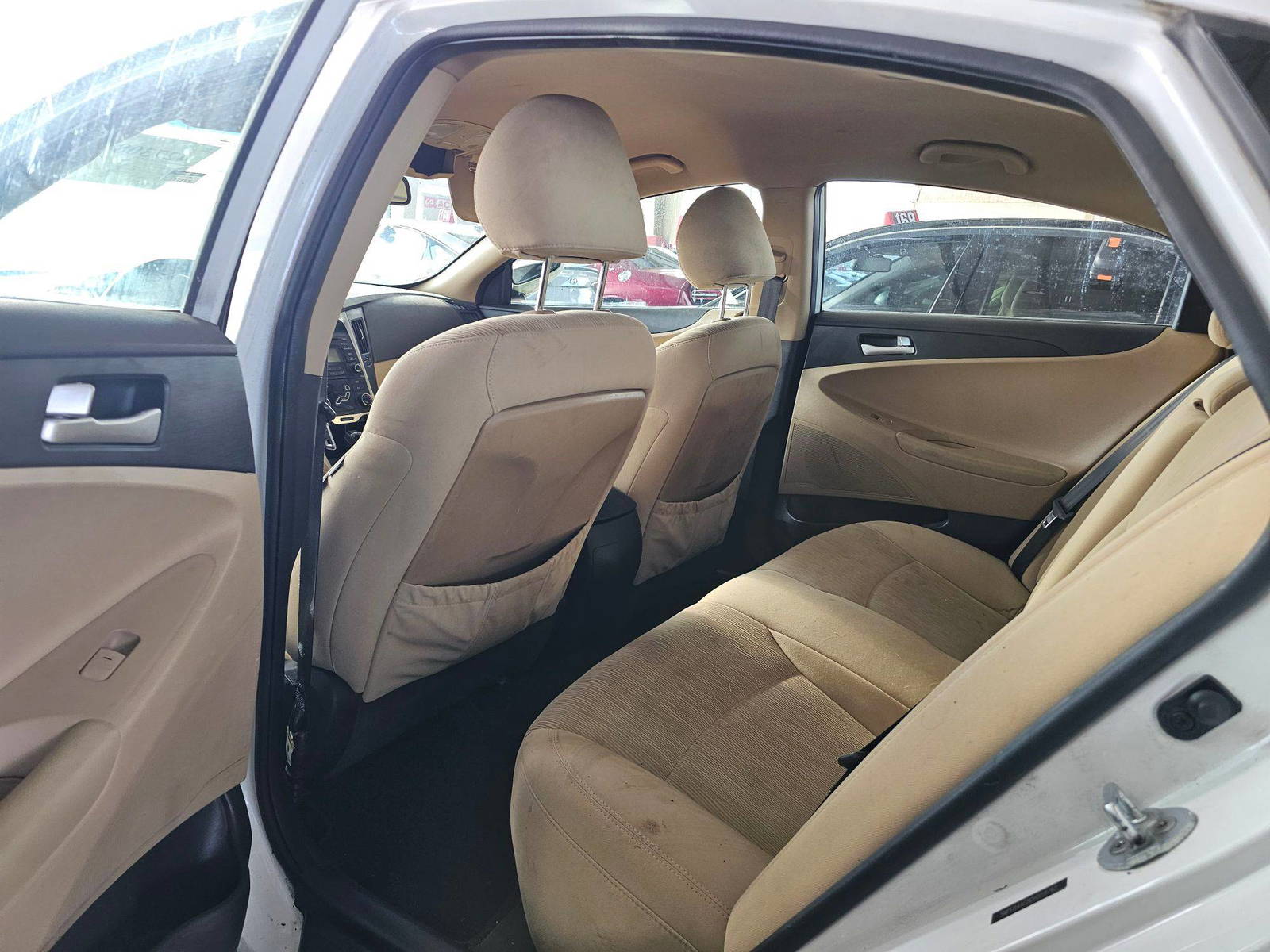 HYUNDAI SONATA 2013 - Marhaba Auction Used Cars - Image 6