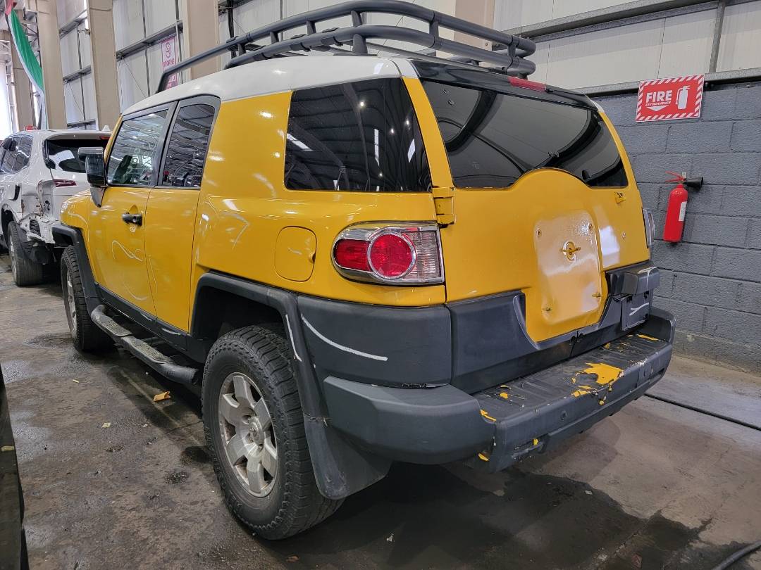 2007 TOYOTA FJ CRUISER — 158284 Miles — Lot 0081900 - Marhaba Auctions Used Cars - Image 3