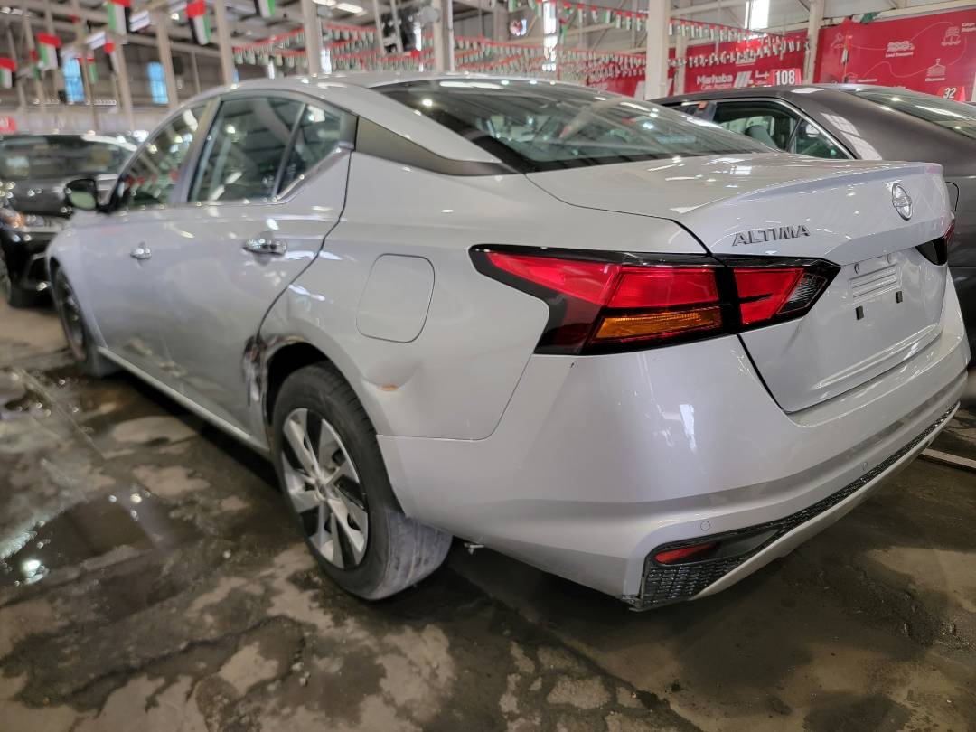 2023 NISSAN ALTIMA — 40417 Miles — Lot 80573094 — Main - Marhaba Auctions Used Cars - Image 3