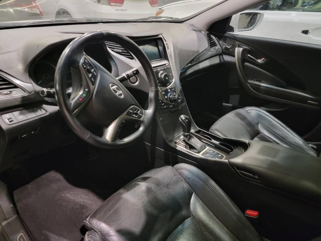 2012 HYUNDAI AZERA — 137043 Miles — Lot 76714974 — Main - Marhaba Auctions Used Cars - Image 7