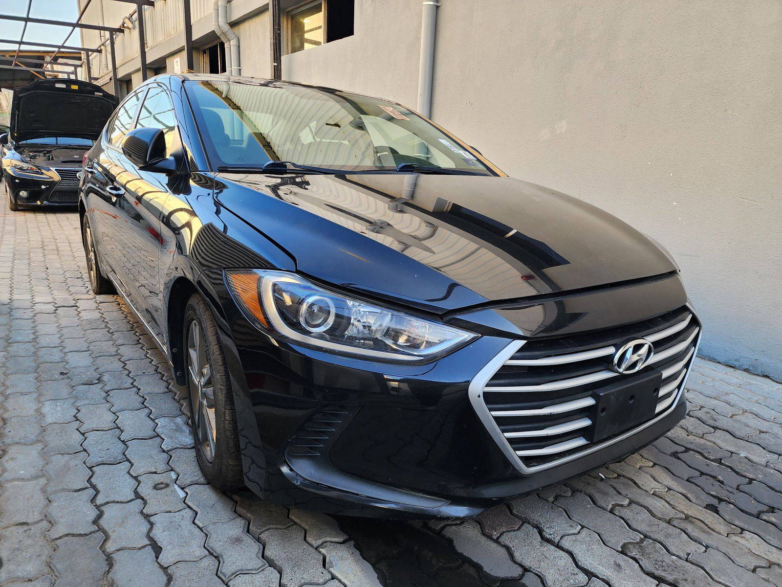 2017 HYUNDAI ELANTRA — 133466 Miles — Lot 868786 — Al Quoz - Marhaba Auctions Used Cars - Image 5