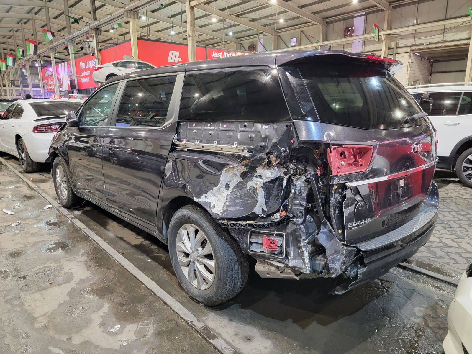 KIA SEDONA 2021 - Marhaba Auction Used Cars - Image 5