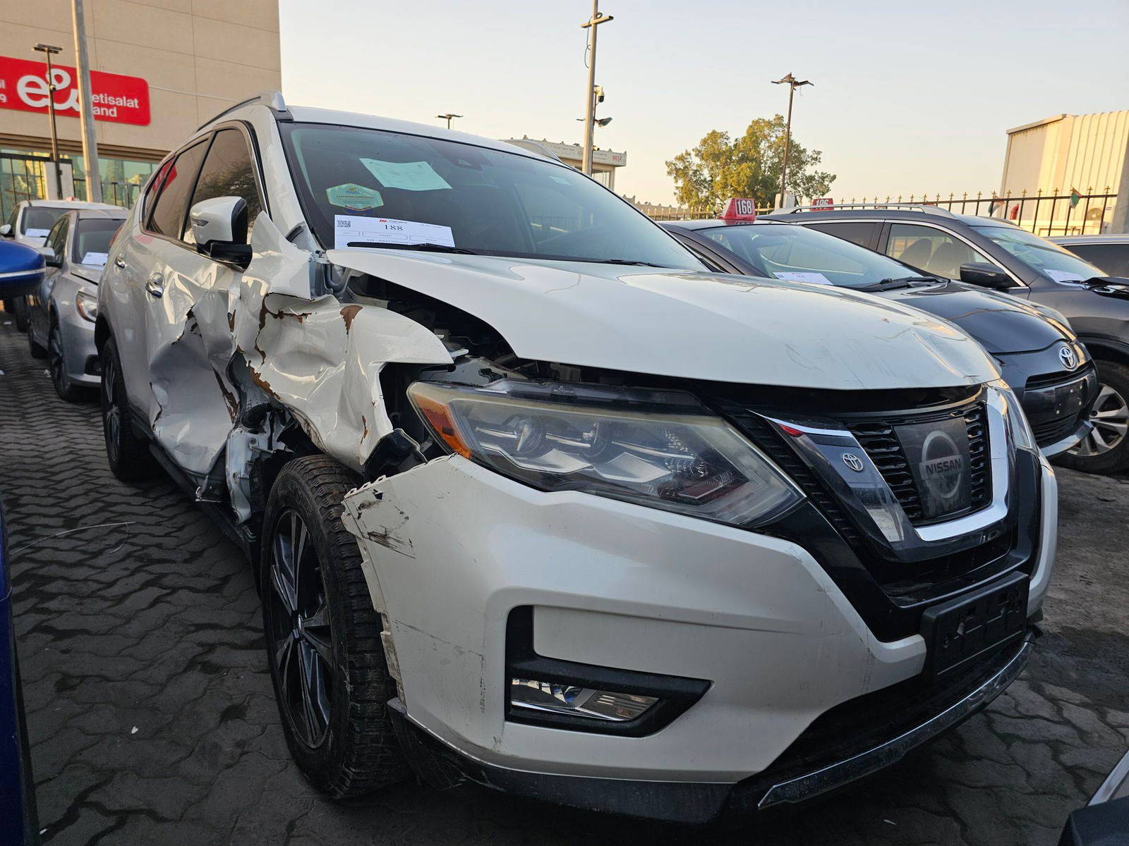 NISSAN ROGUE 2017 - Marhaba Auction Used Cars - Image 4
