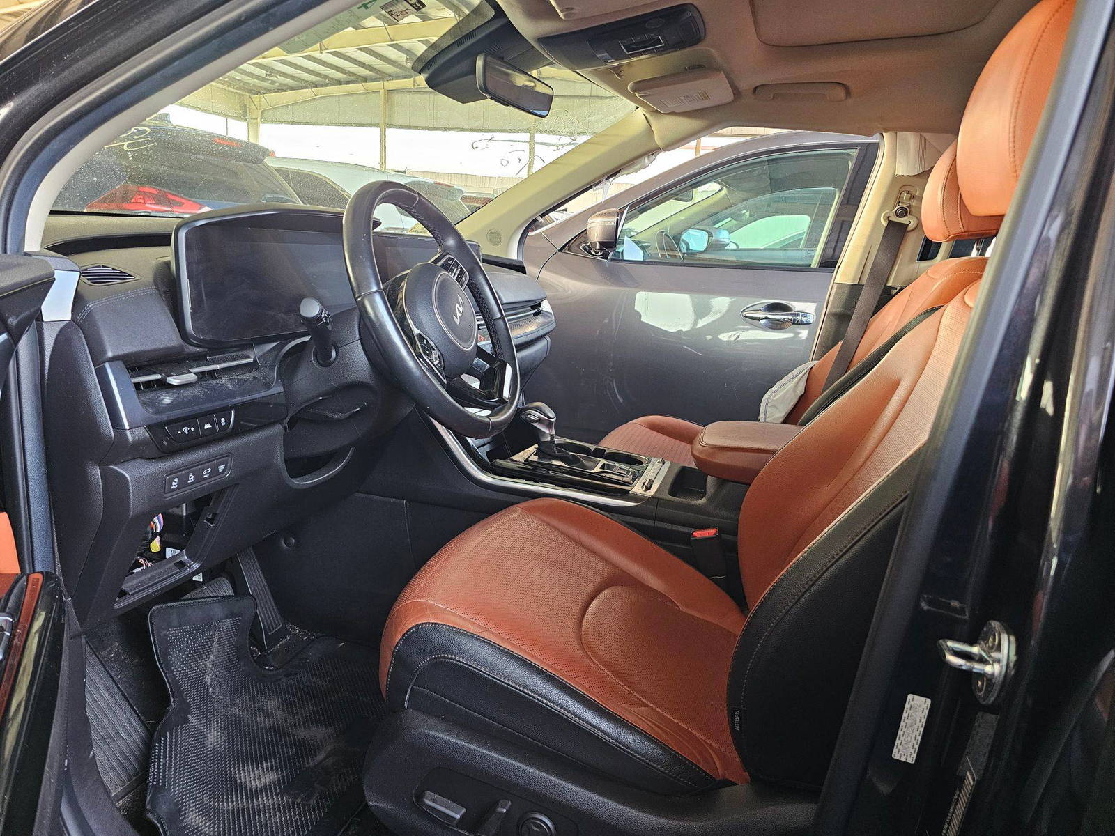 KIA CARNIVAL LX 2022 - Marhaba Auction Used Cars - Image 10