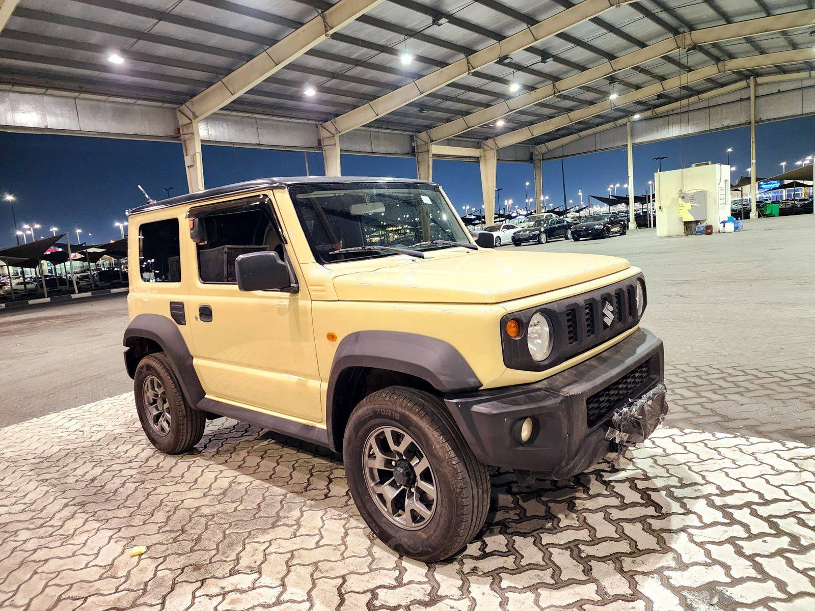 2021 SUZUKI JIMNY — 72239 KM — Lot M5101568 — Souq - Marhaba Auctions Used Cars - Image 6