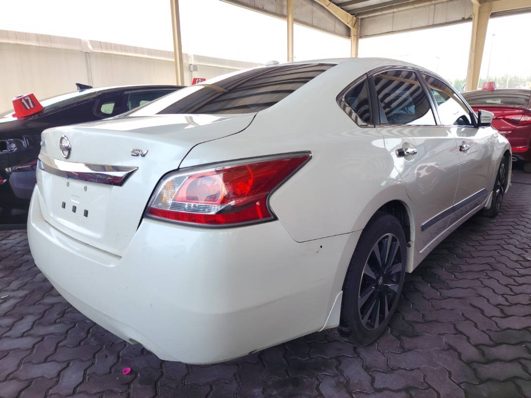 2015 NISSAN ALTIMA — 193877 Miles — Lot 78627 — Souq - Marhaba Auctions Used Cars - Image 5