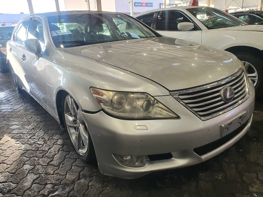 2010 LEXUS LS 460 — 144845 Miles — Lot 451515410 - Marhaba Auctions Used Cars - Image 8