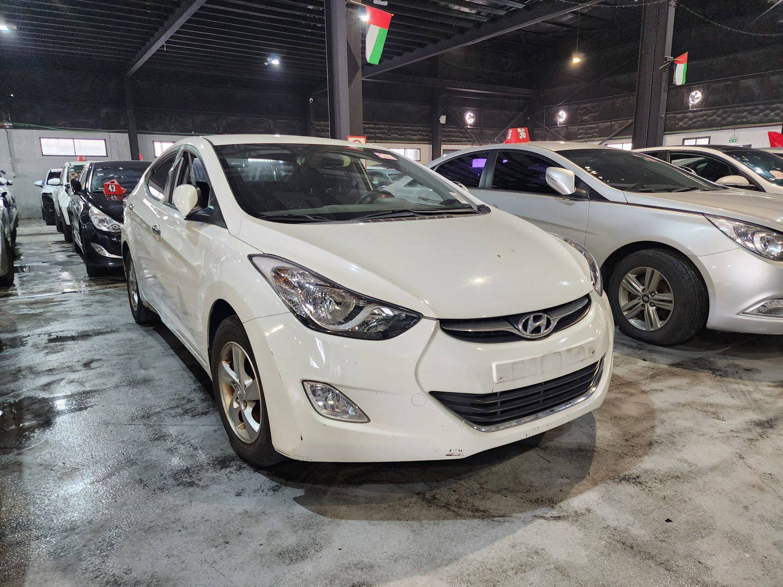2011 HYUNDAI AVANTE — 130080 KM — Lot 091392 — Al Quoz - Marhaba Auctions Used Cars - Image 5