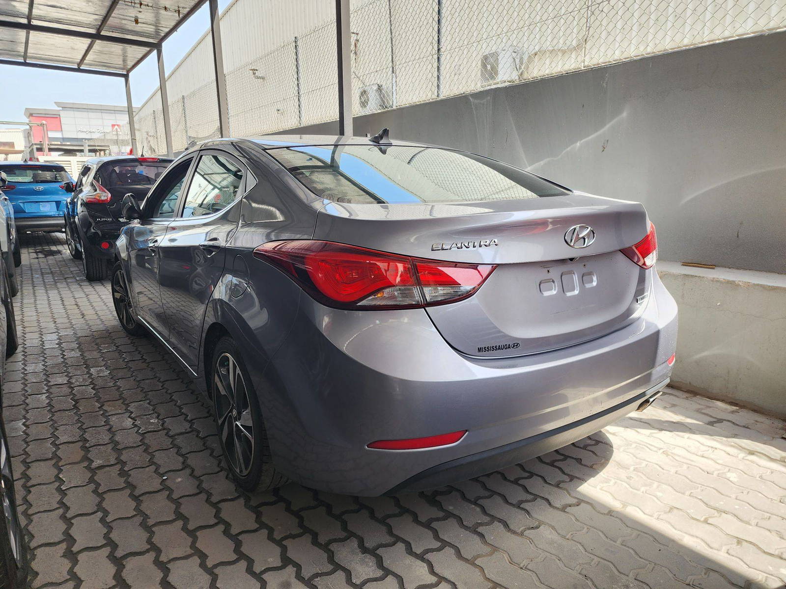 2014 HYUNDAI ELANTRA — 181744 KM — Lot 43351075 — Al Quoz - Marhaba Auctions Used Cars - Image 5